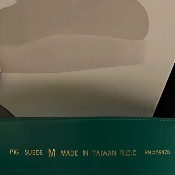 Vintage 80’s Green Suede Belt - Picture 3 of 10